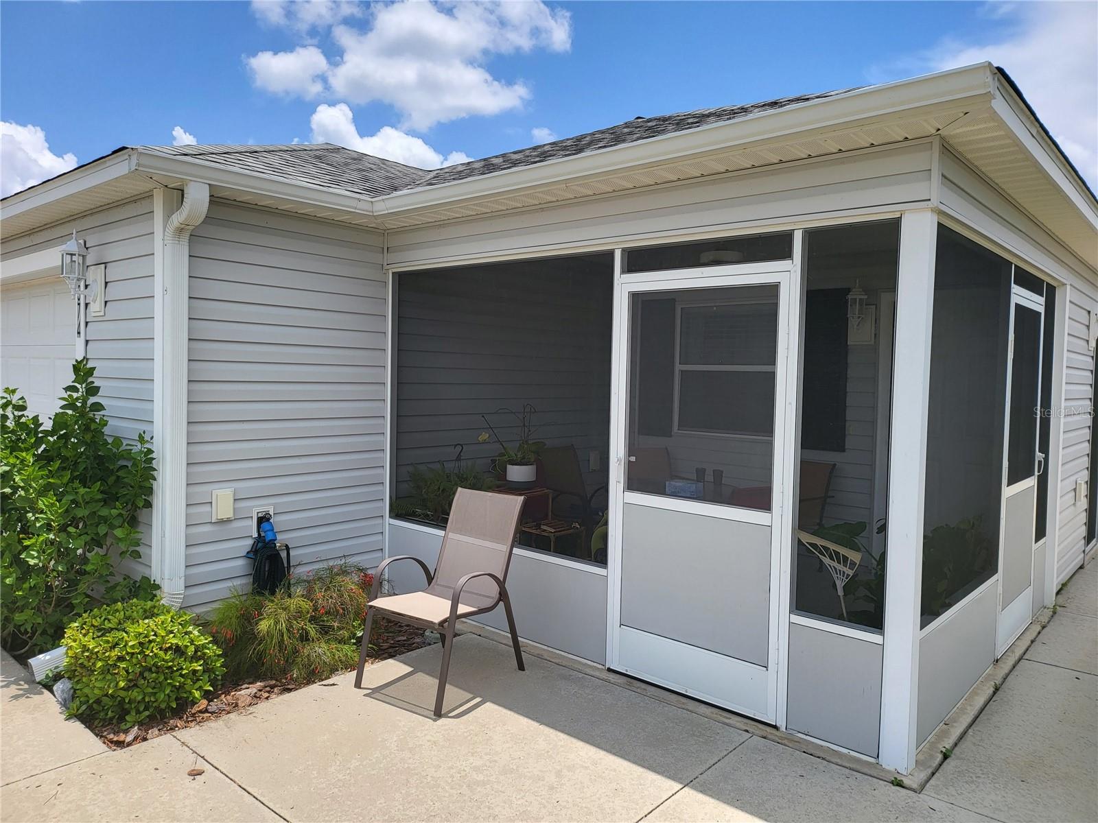 3374 CASTLEGATE COURT