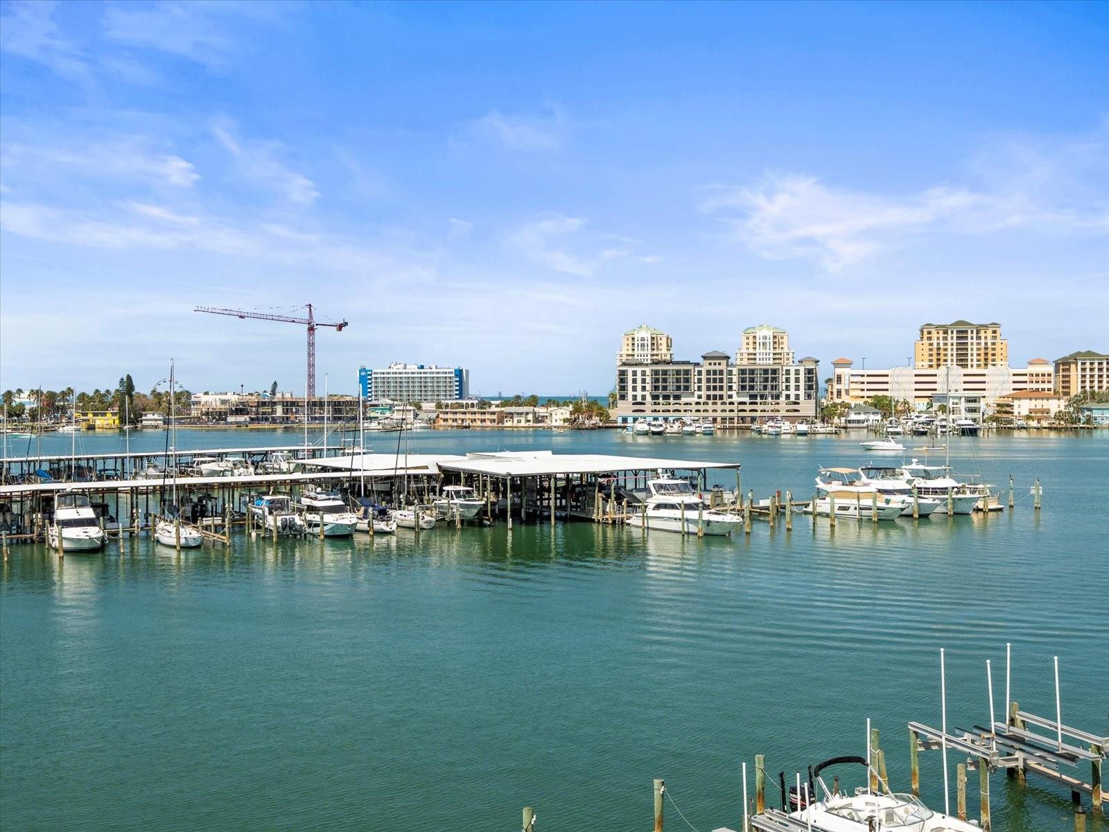 211 DOLPHIN POINT 403