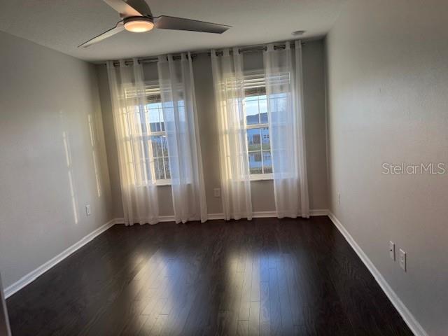 SIENNA PARK TOWNHOMES AT UNIVERSITY - Residential Lease