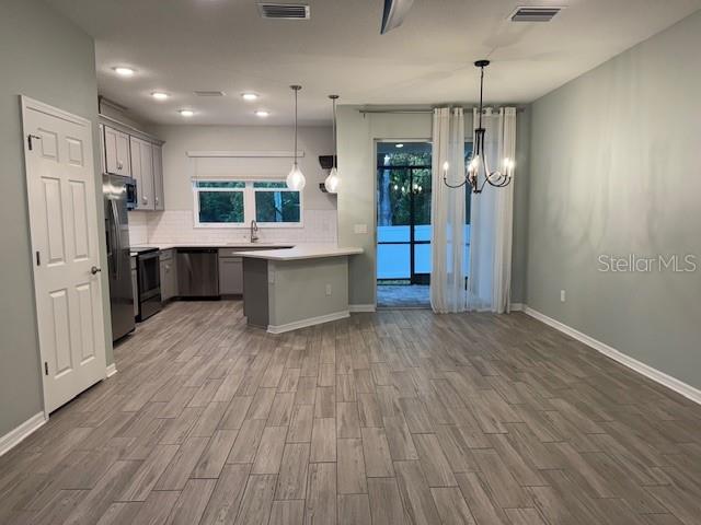 SIENNA PARK TOWNHOMES AT UNIVERSITY - Residential Lease