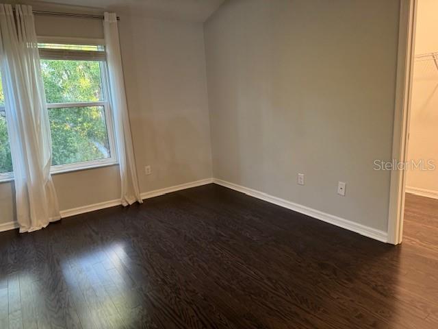 SIENNA PARK TOWNHOMES AT UNIVERSITY - Residential Lease