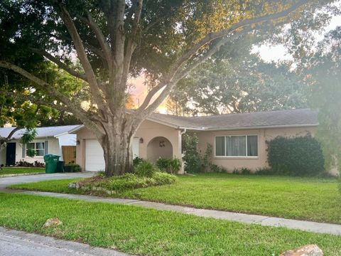 A home in LARGO