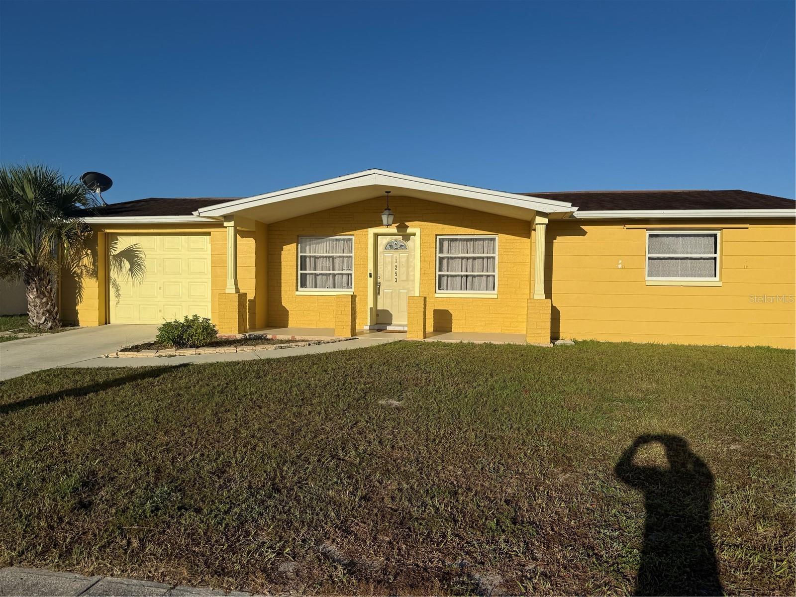 HOLIDAY LAKE ESTATES - Residential Lease
