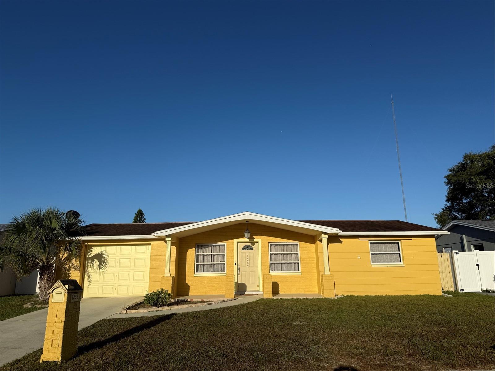HOLIDAY LAKE ESTATES - Residential Lease