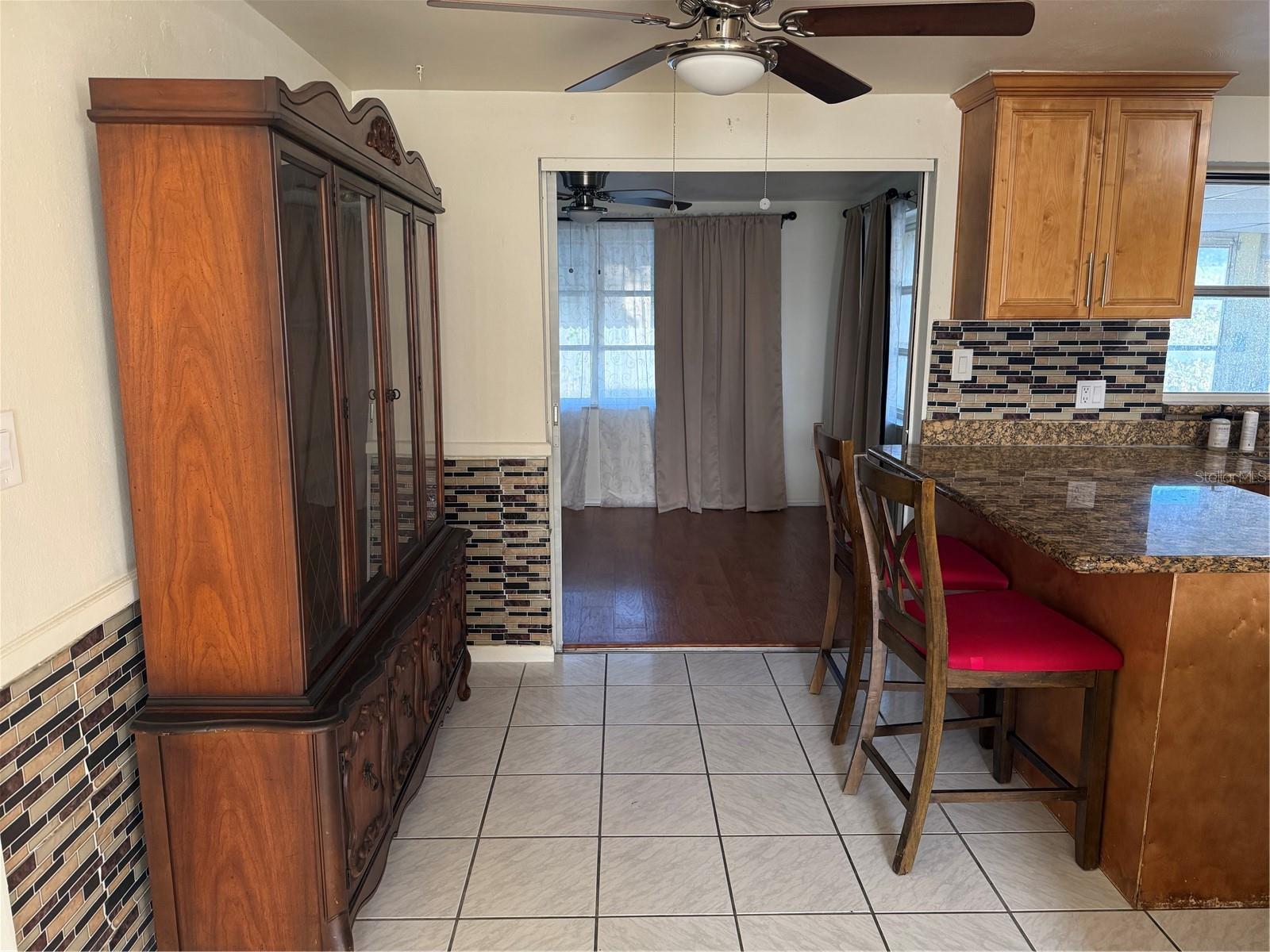 HOLIDAY LAKE ESTATES - Residential Lease