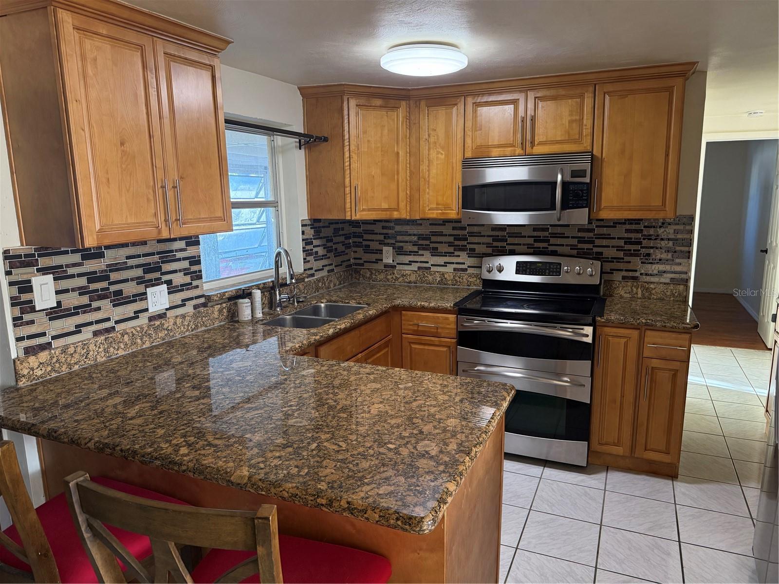 HOLIDAY LAKE ESTATES - Residential Lease