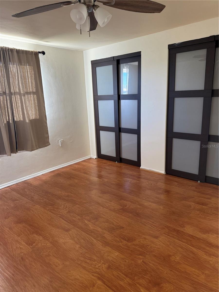 HOLIDAY LAKE ESTATES - Residential Lease