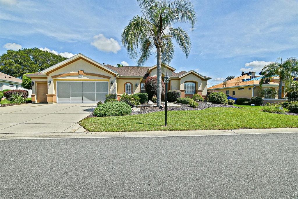 Photo of 9343 SE 124th Place, Summerfield, FL 34491 (MLS # OM707460)