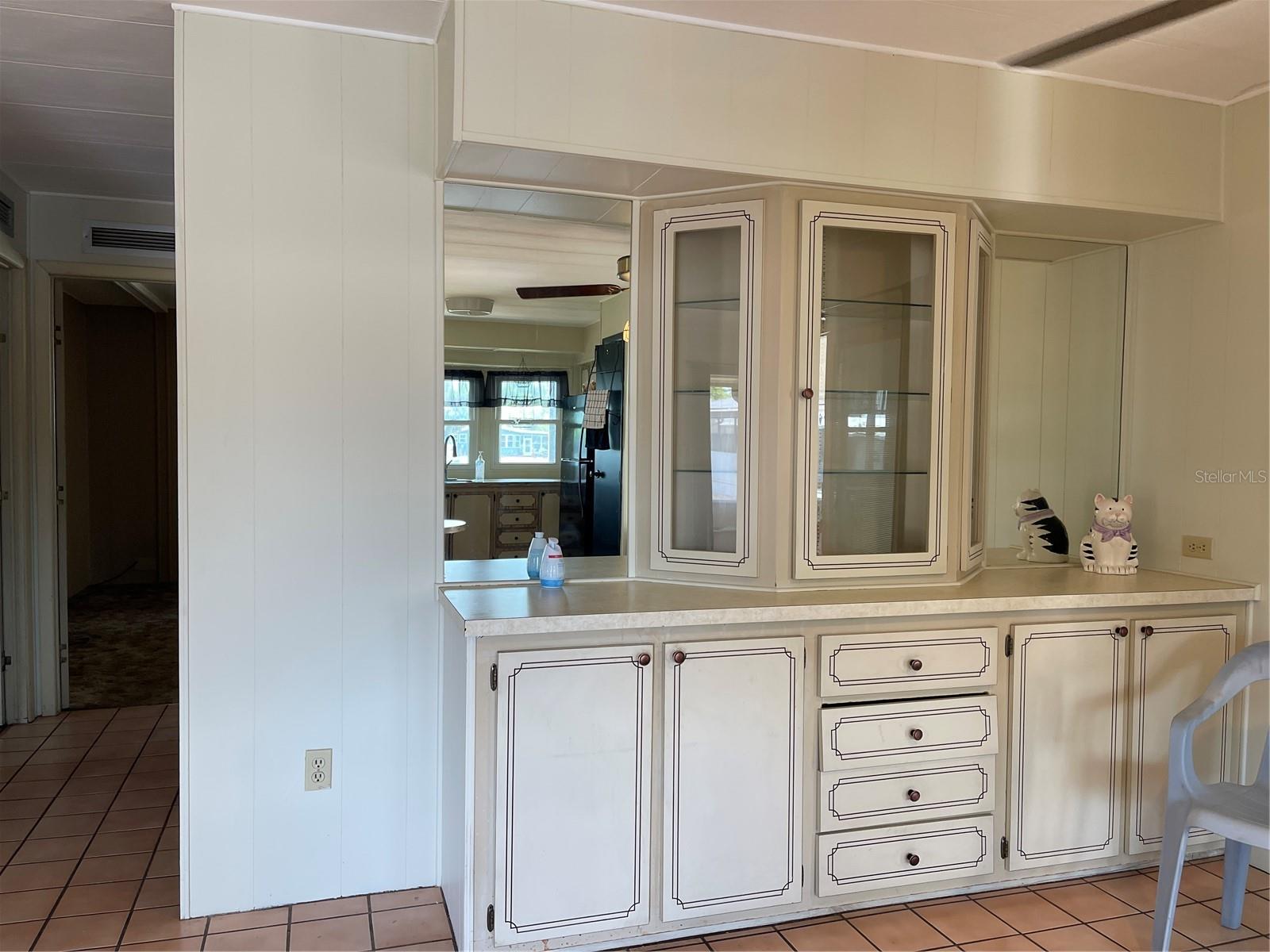 CONTINENTAL COUNTRY CLUB - Residential