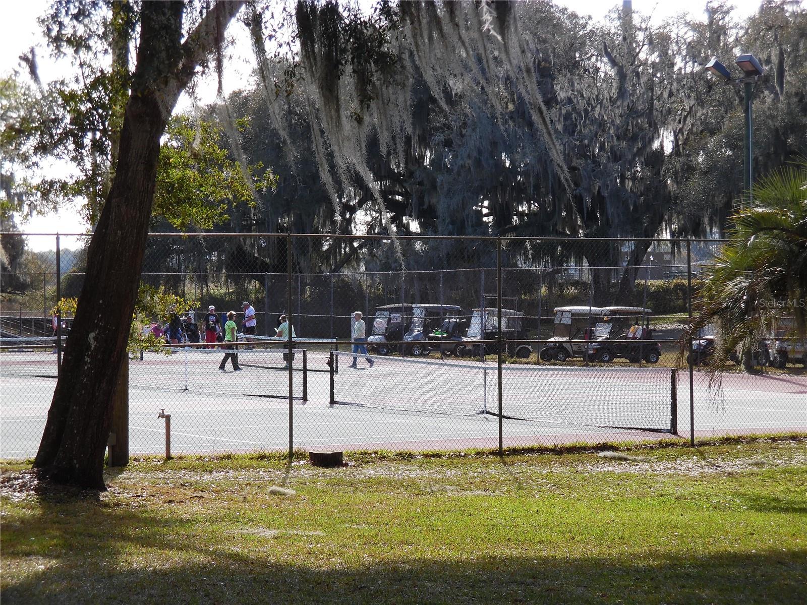 CONTINENTAL COUNTRY CLUB - Residential