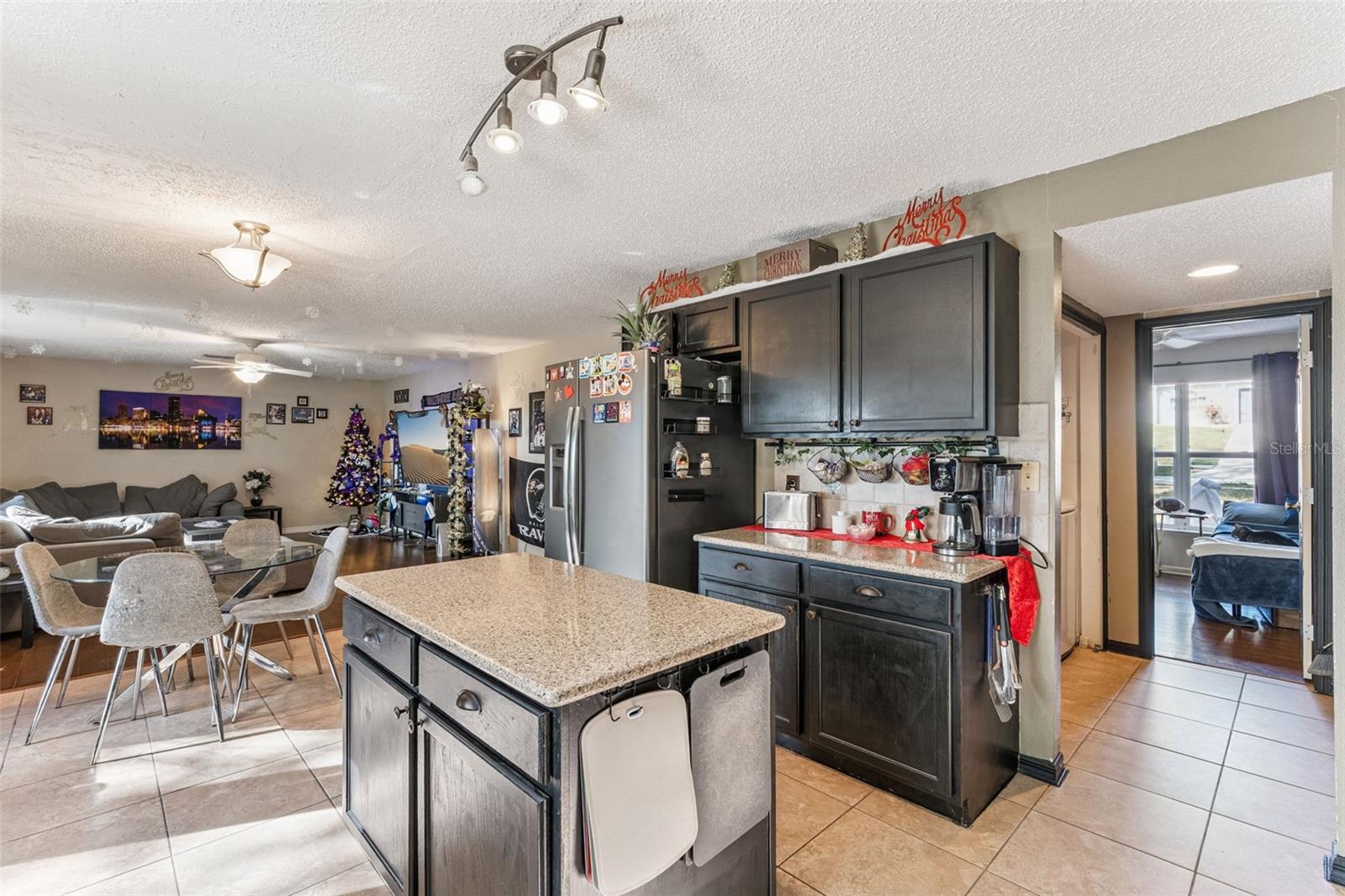 MINNEOLA PINE BLUFF PH 02 LT 98 PB 50 P - Residential