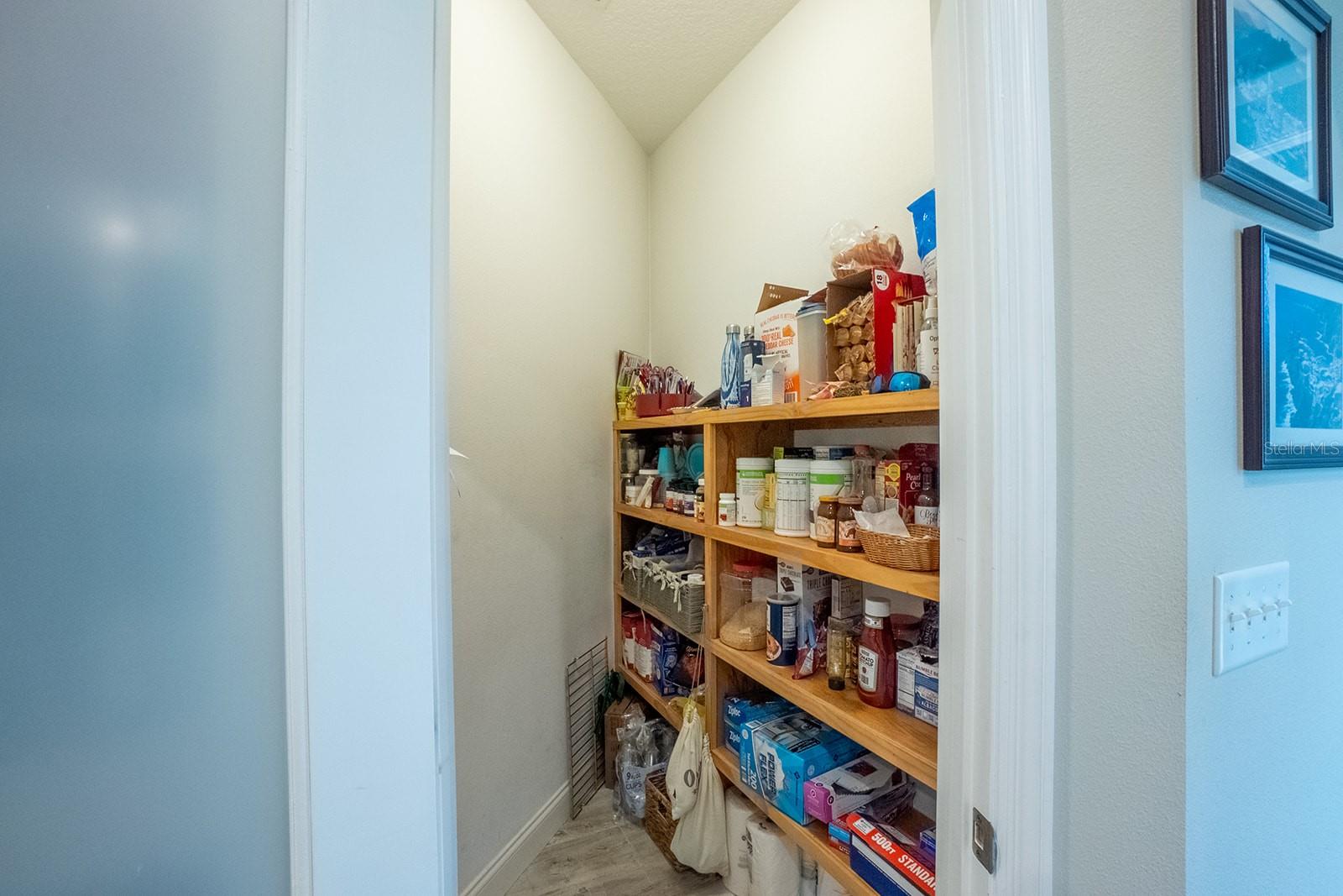 CEDAR ISLAND - Residential