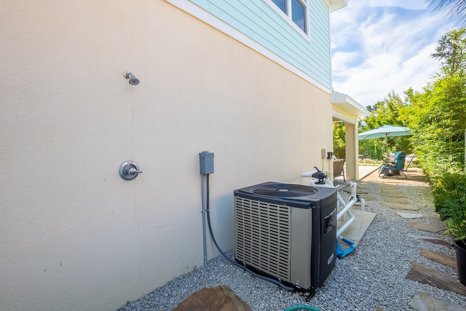 CEDAR ISLAND - Residential