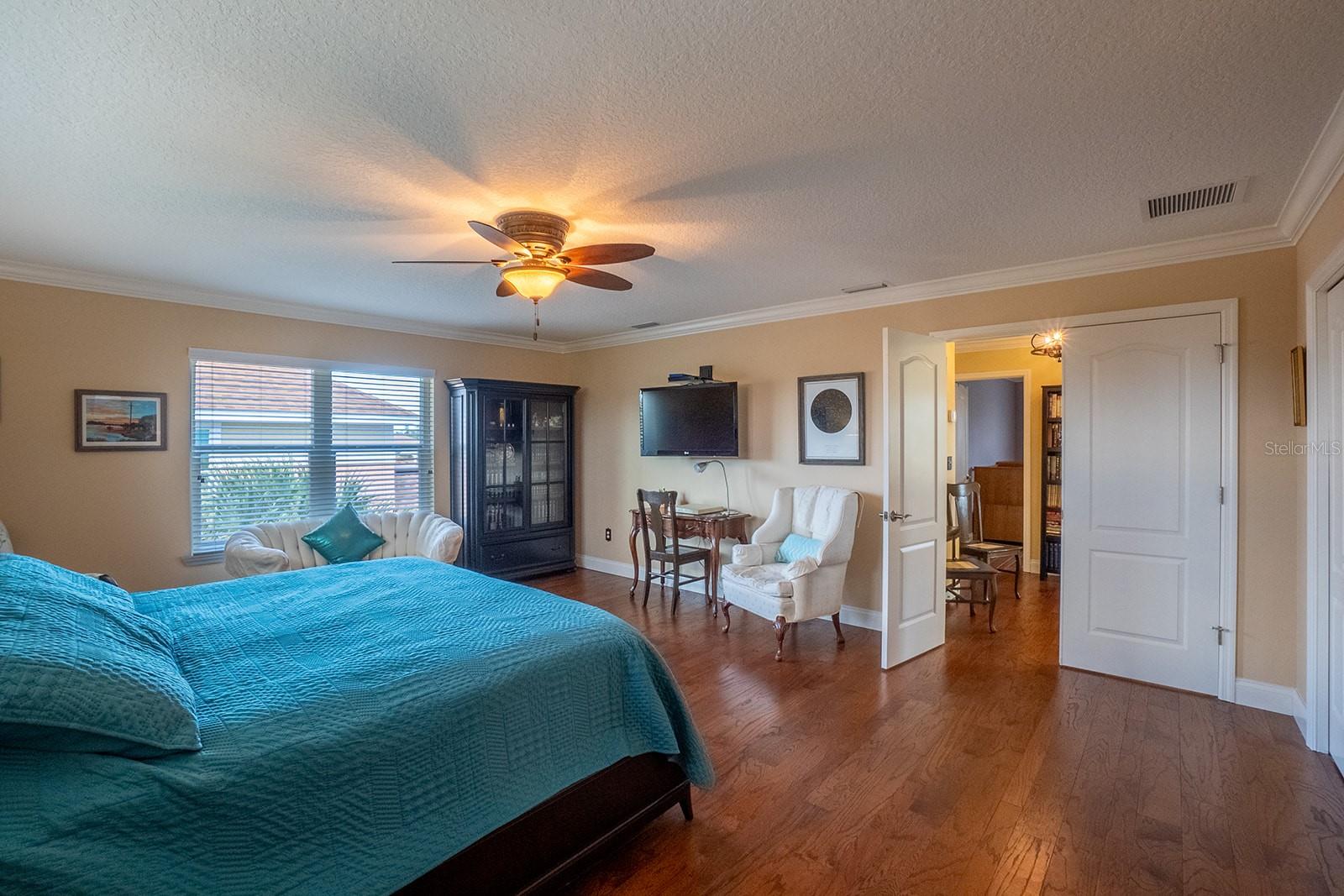 CEDAR ISLAND - Residential