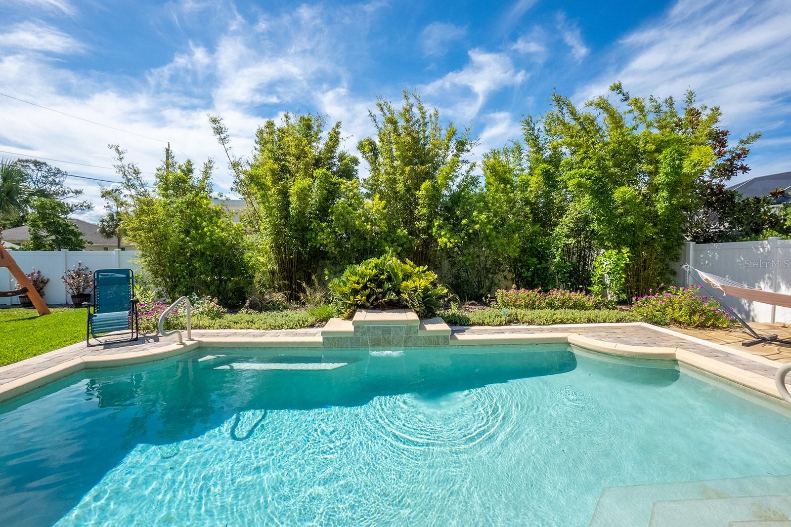 CEDAR ISLAND - Residential