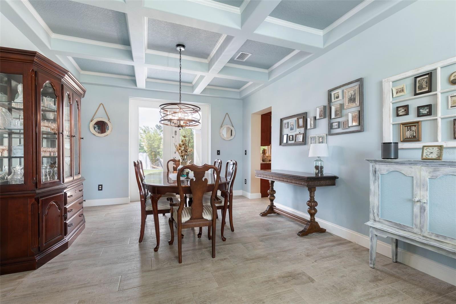 CEDAR ISLAND - Residential