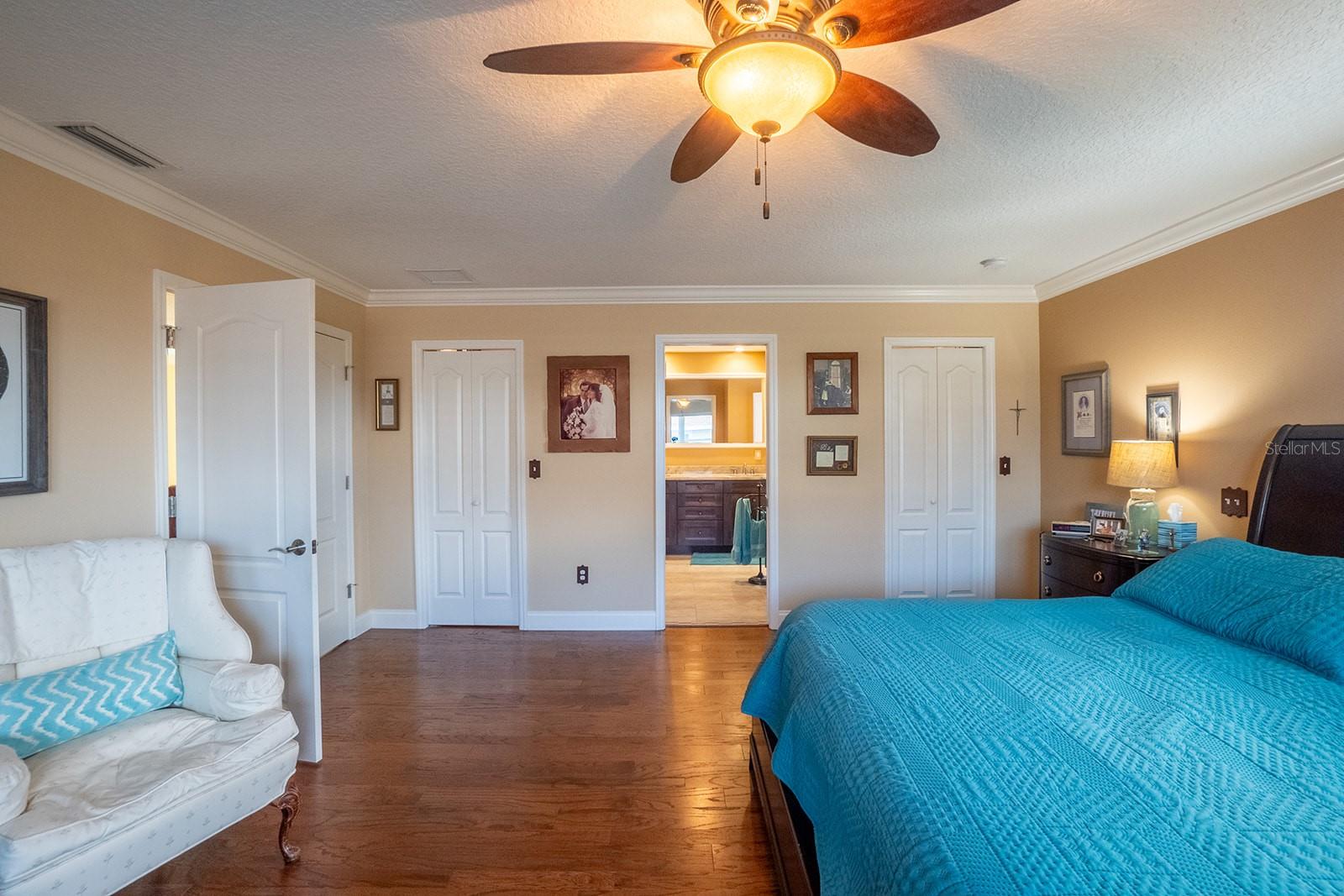 CEDAR ISLAND - Residential