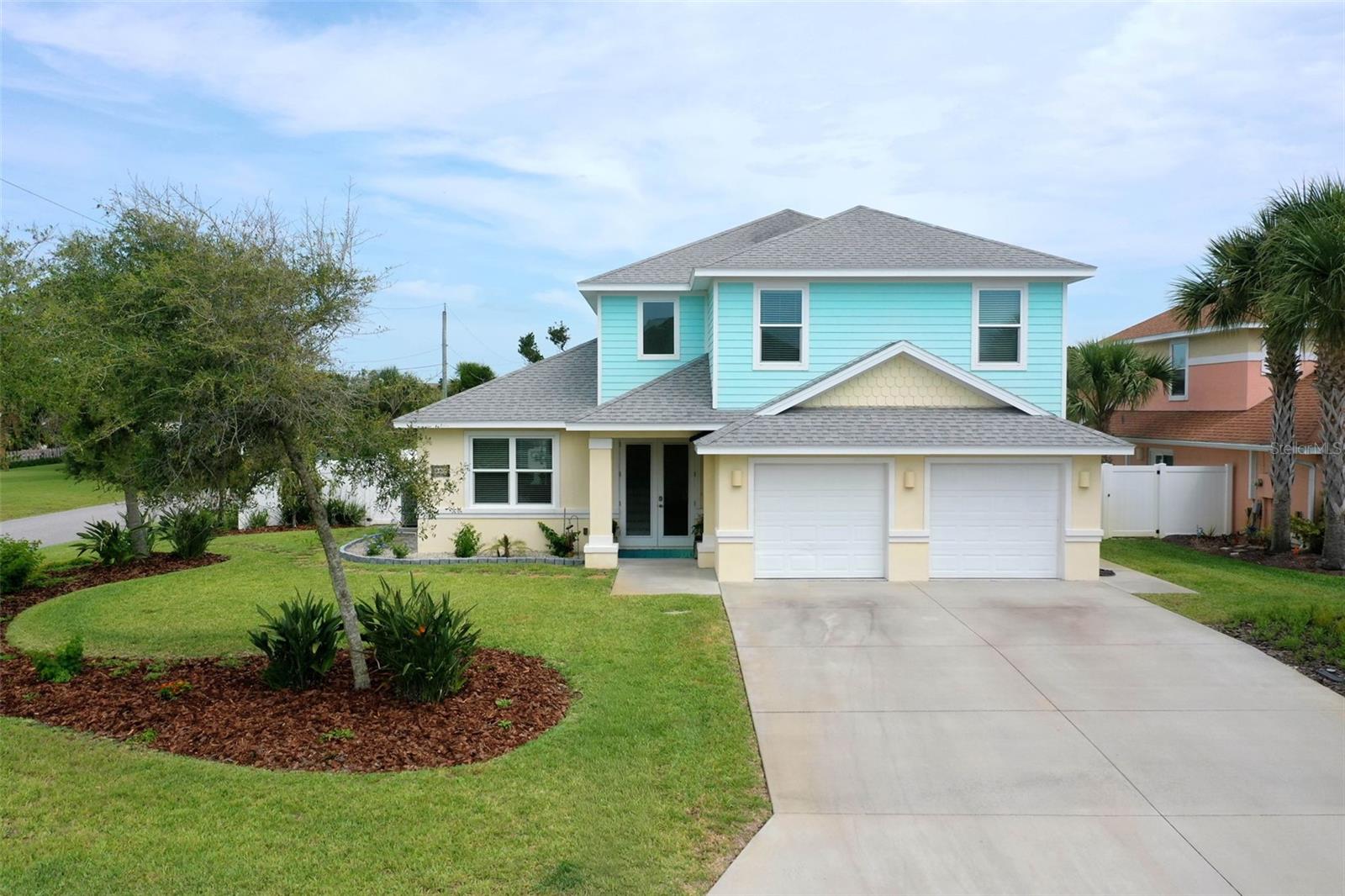 CEDAR ISLAND - Residential