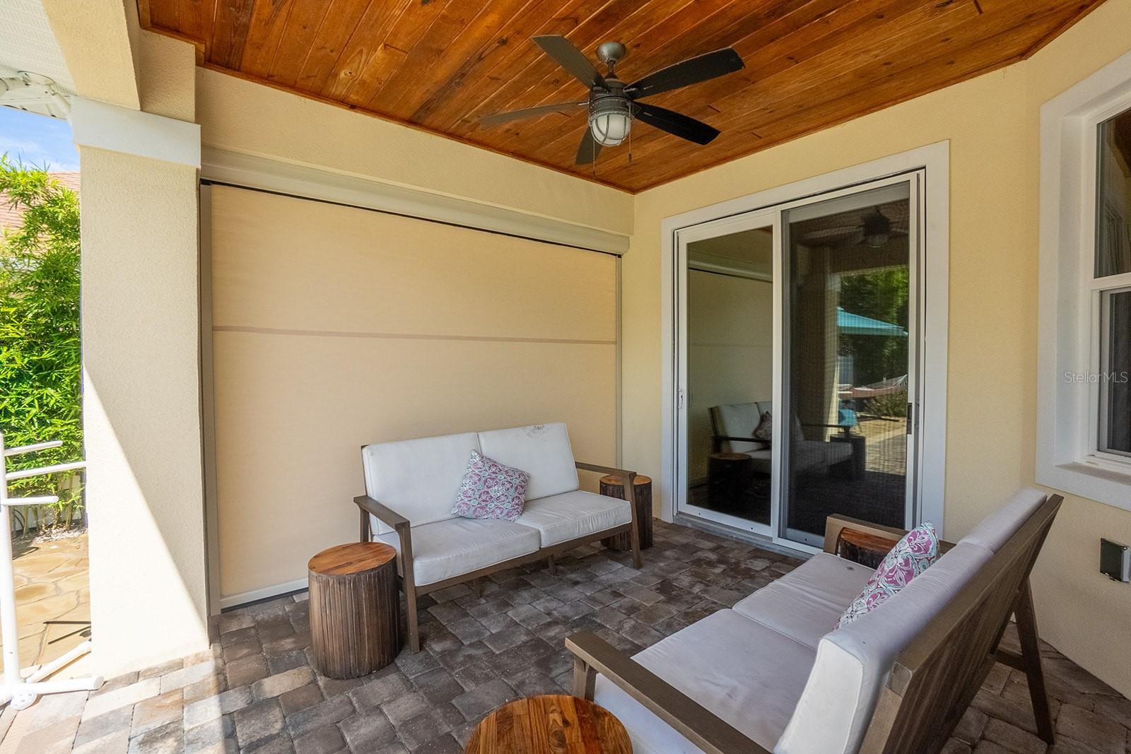 CEDAR ISLAND - Residential