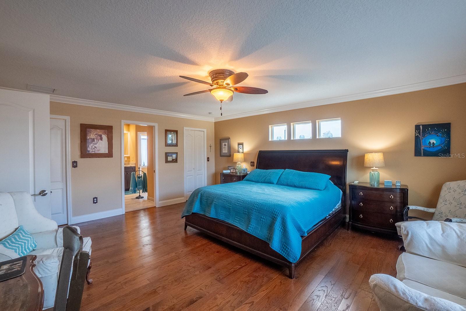 CEDAR ISLAND - Residential