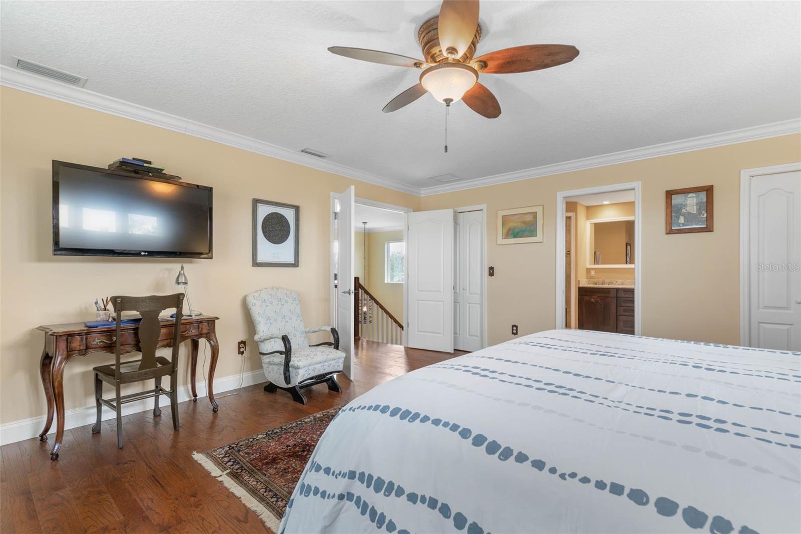 CEDAR ISLAND - Residential