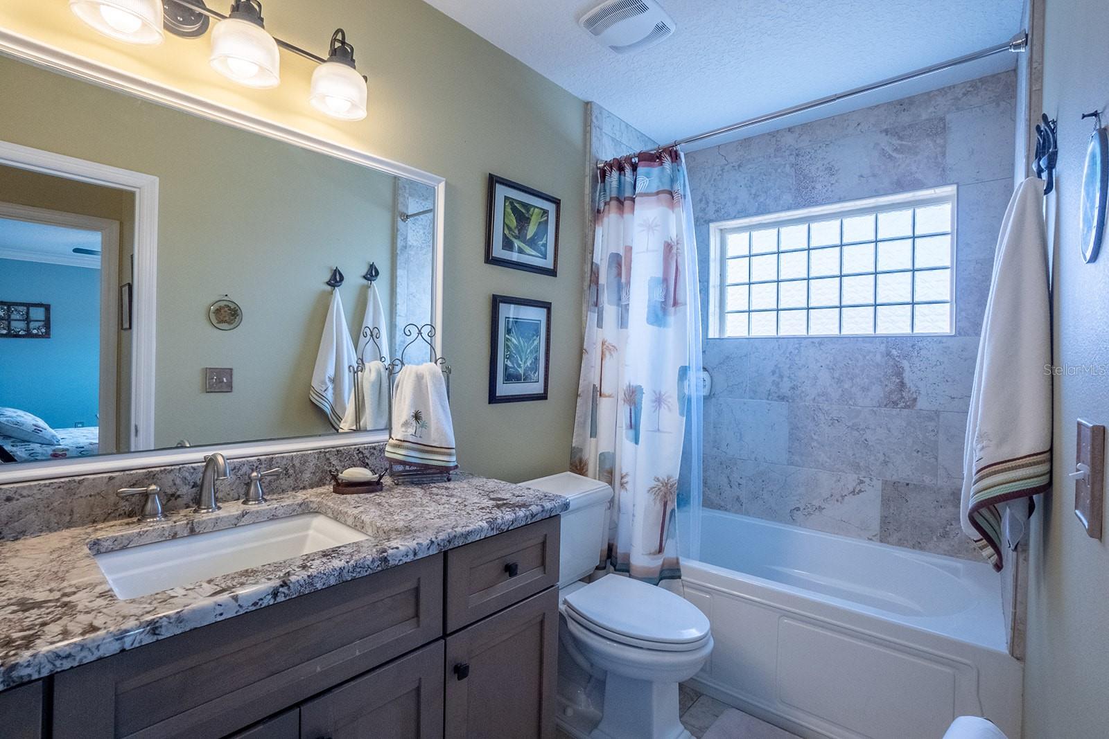 CEDAR ISLAND - Residential