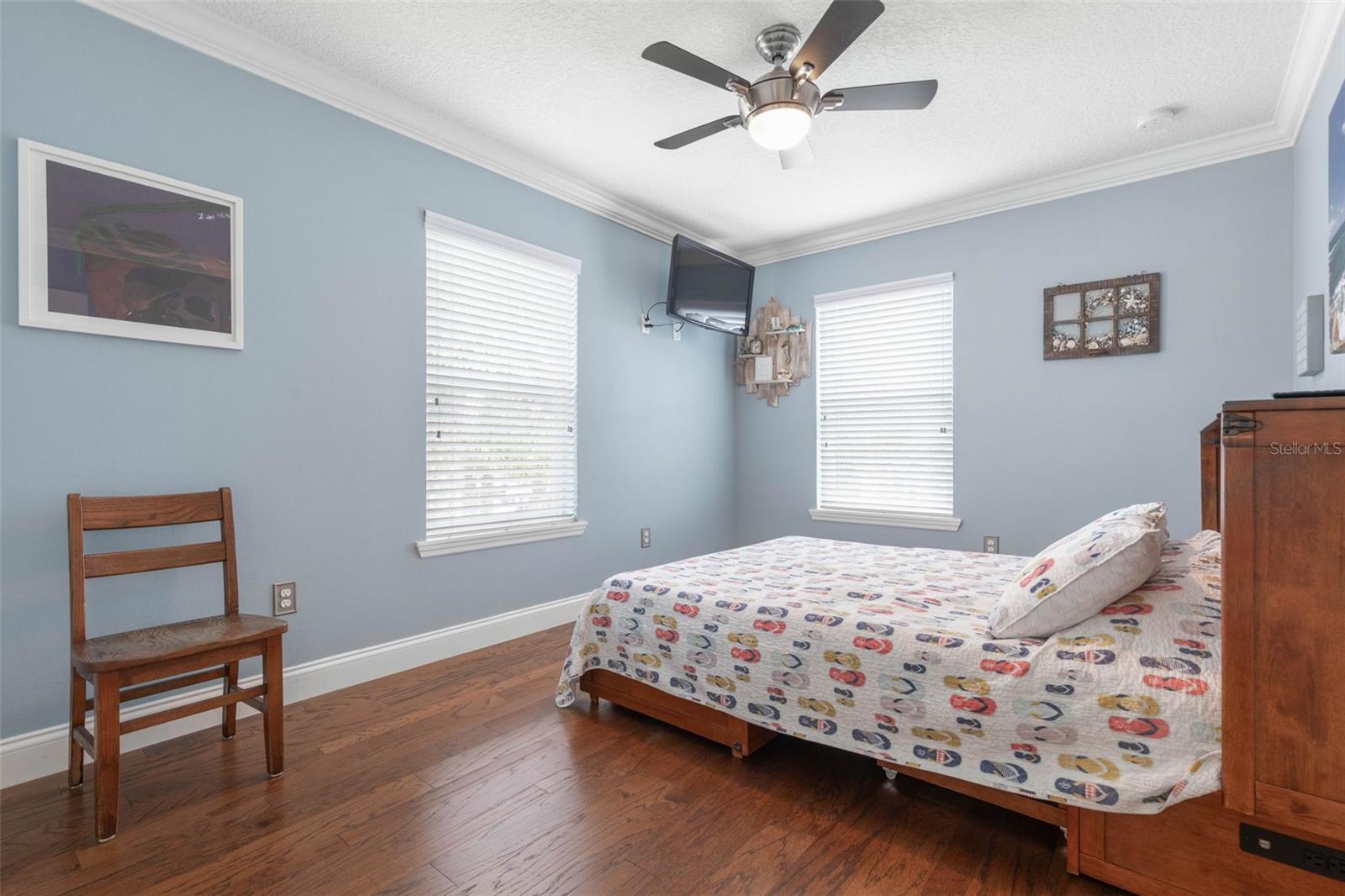 CEDAR ISLAND - Residential