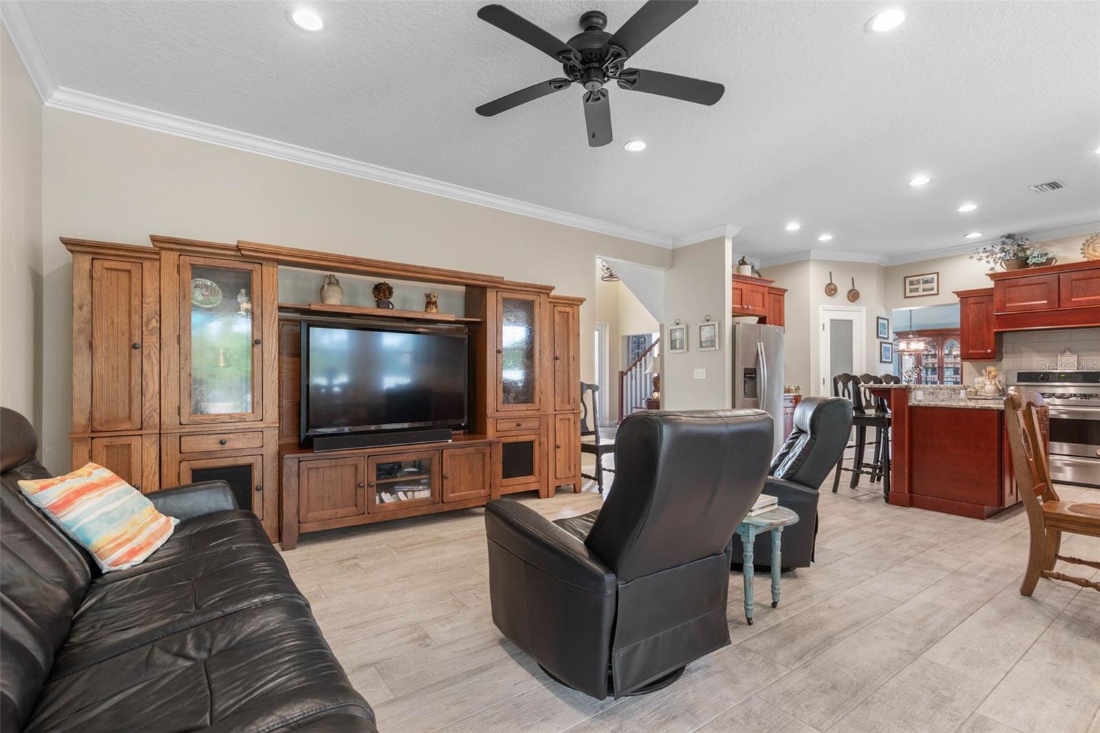 CEDAR ISLAND - Residential
