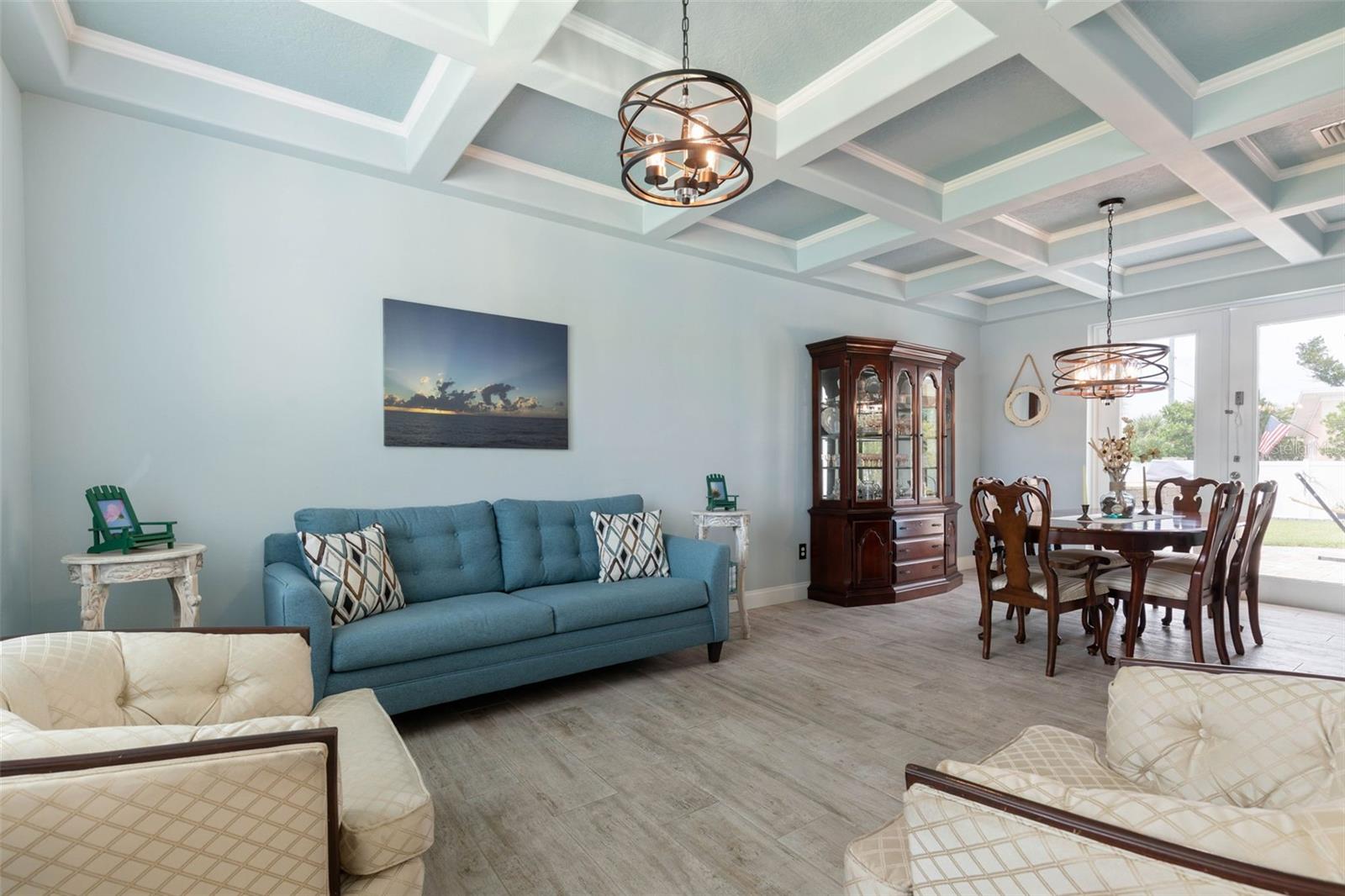 CEDAR ISLAND - Residential