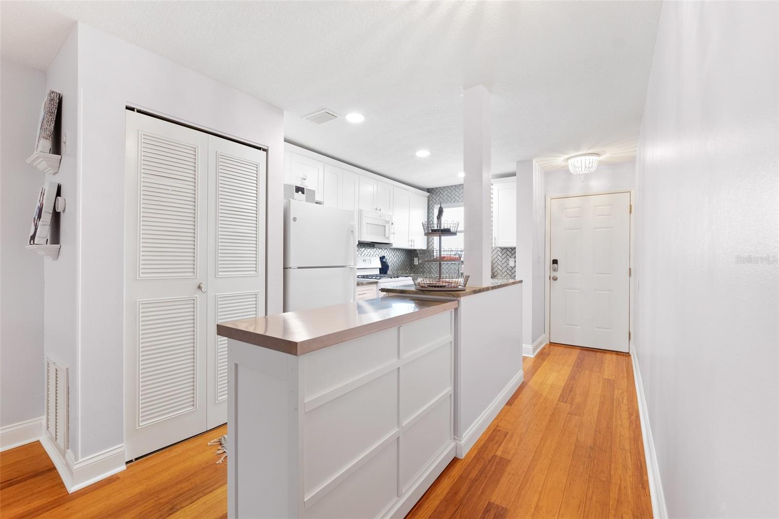 TOWN SHORES OF GULFPORT - Residential