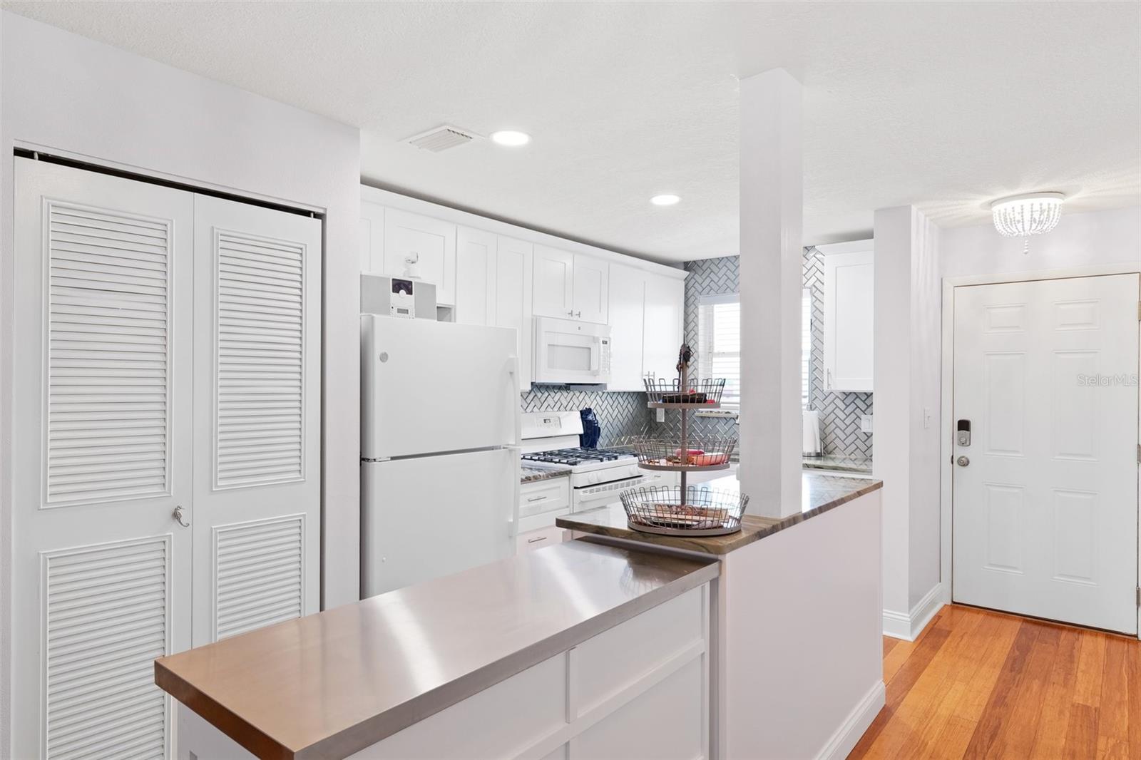 3018 59TH STREET S 405