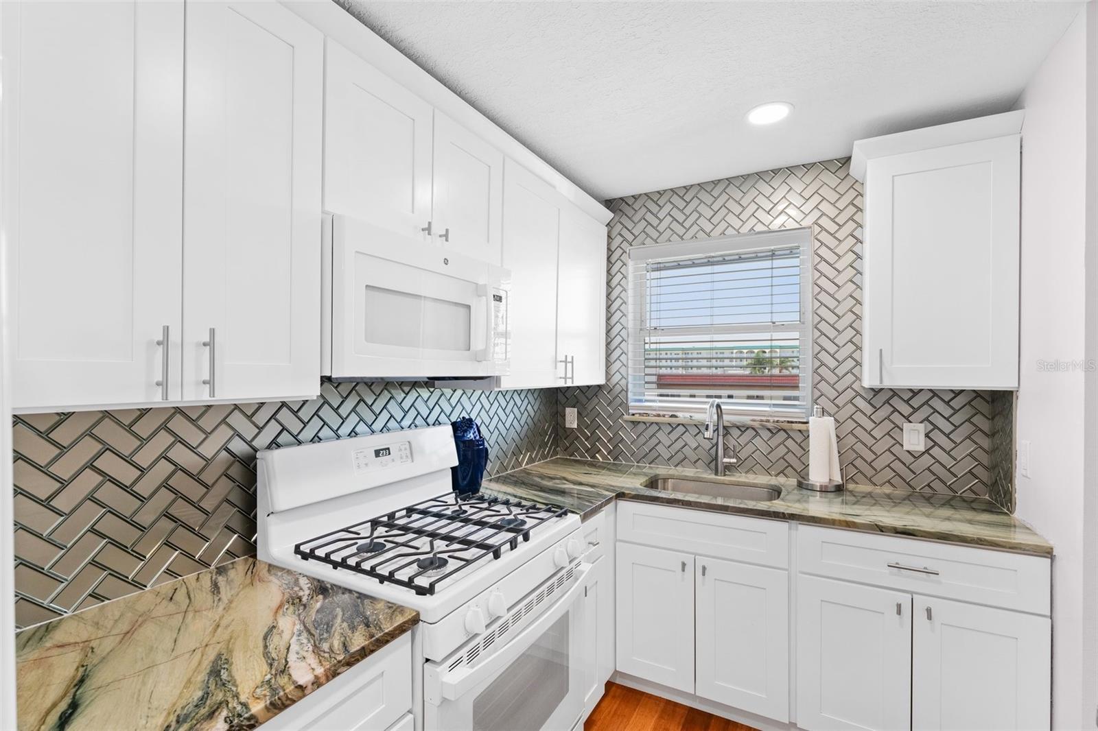 TOWN SHORES OF GULFPORT - Residential