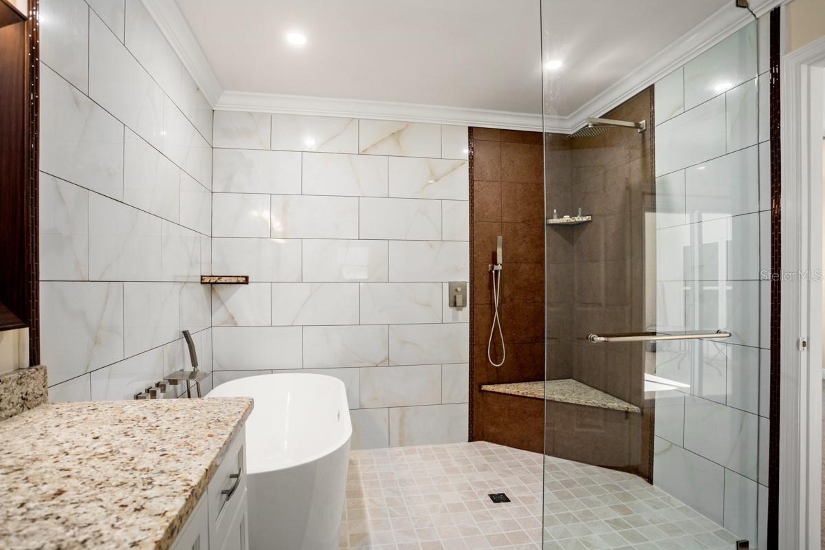 BEAR GULLY BAY - Residential Lease