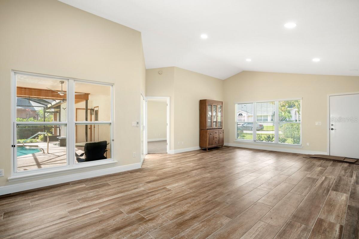 BEAR GULLY BAY - Residential Lease