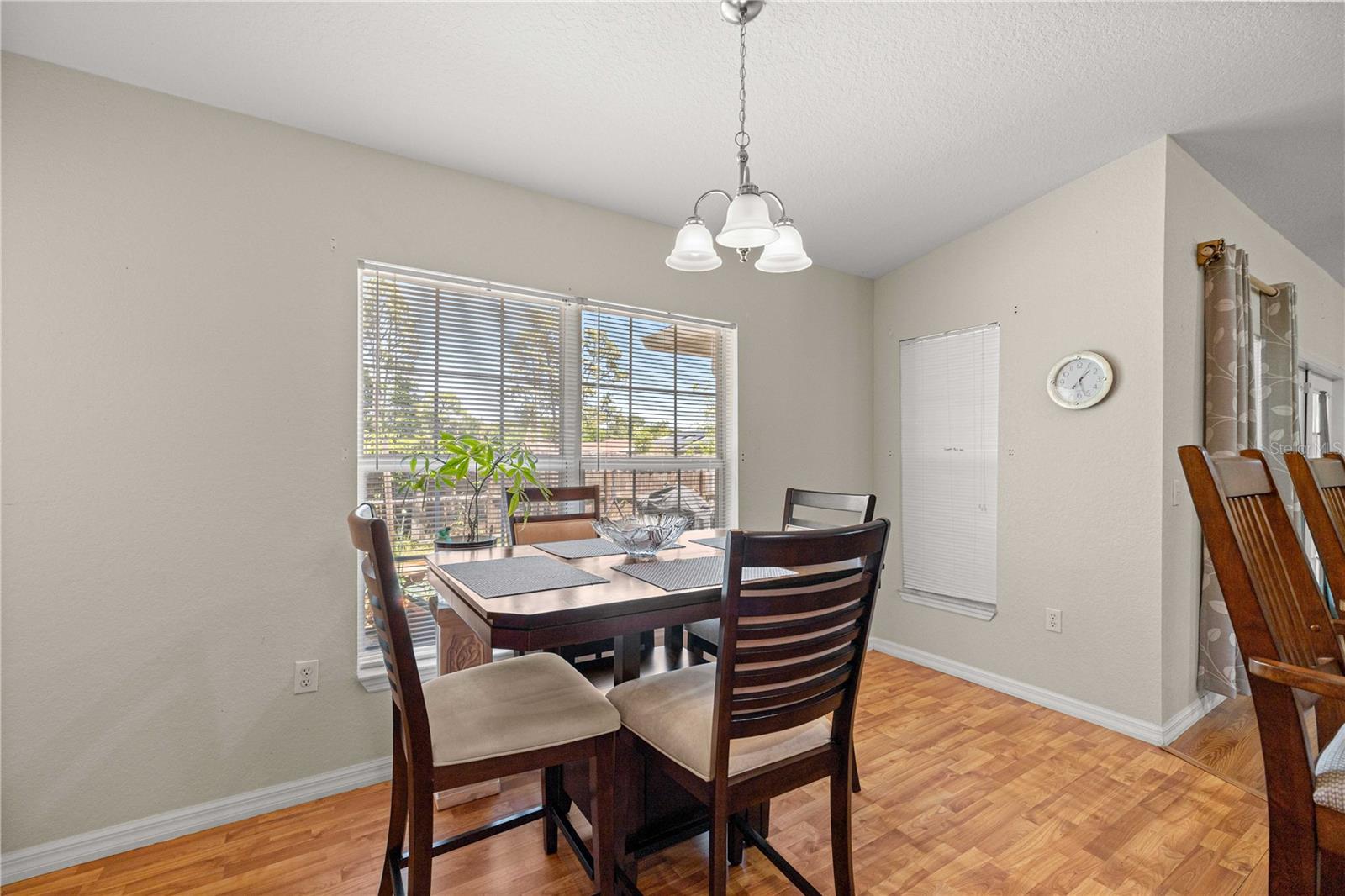 SILVER SPGS SHORES UN 08 - Residential