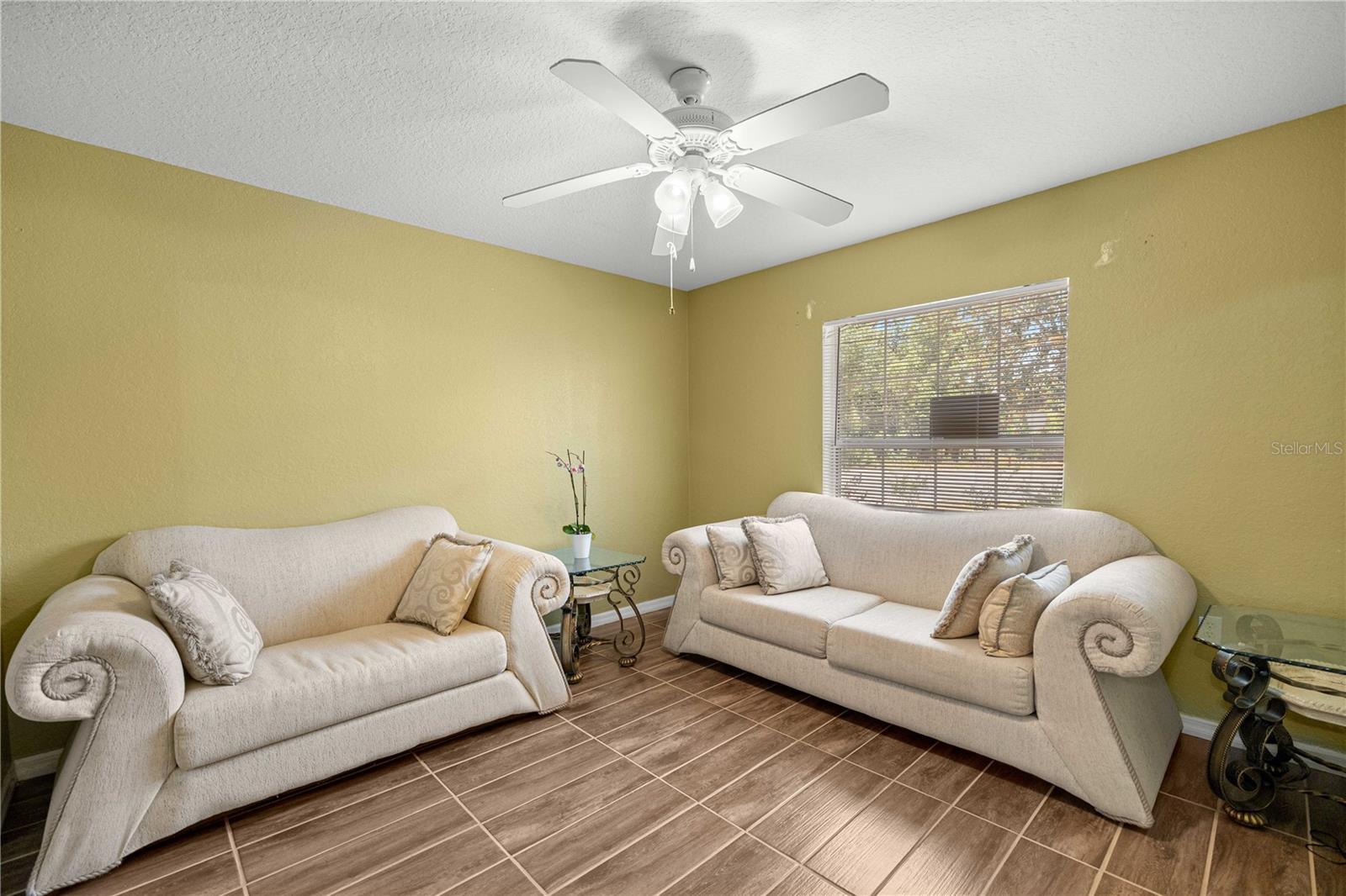 SILVER SPGS SHORES UN 08 - Residential