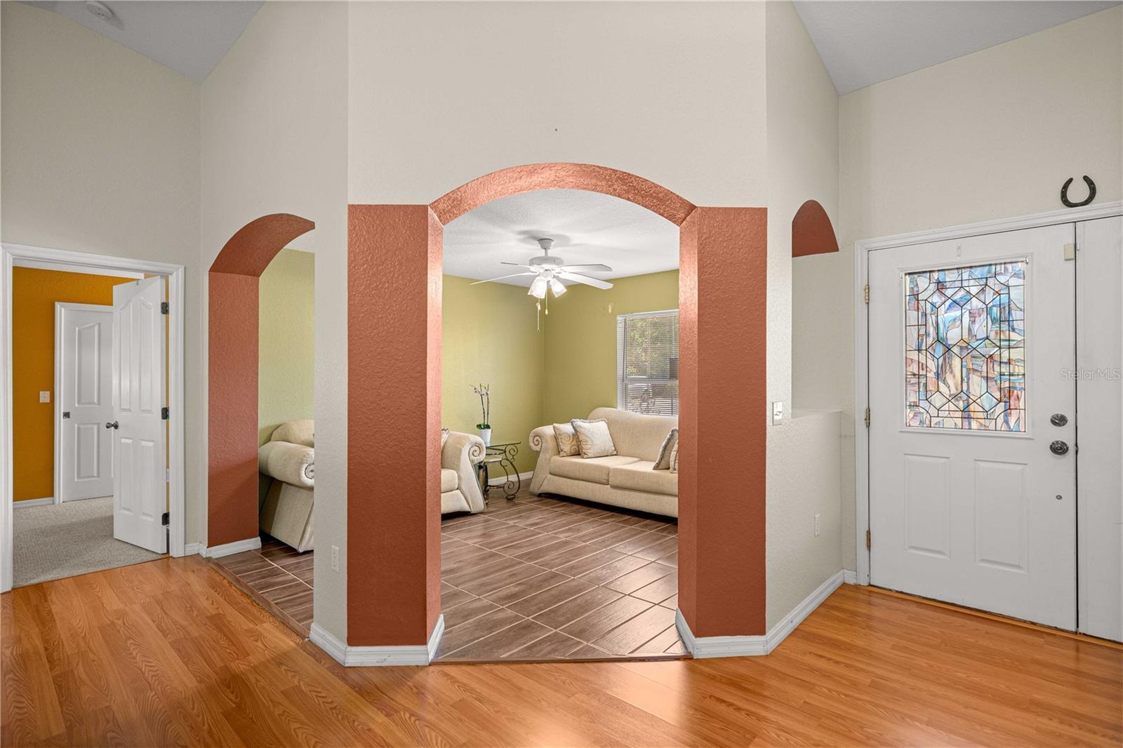 SILVER SPGS SHORES UN 08 - Residential