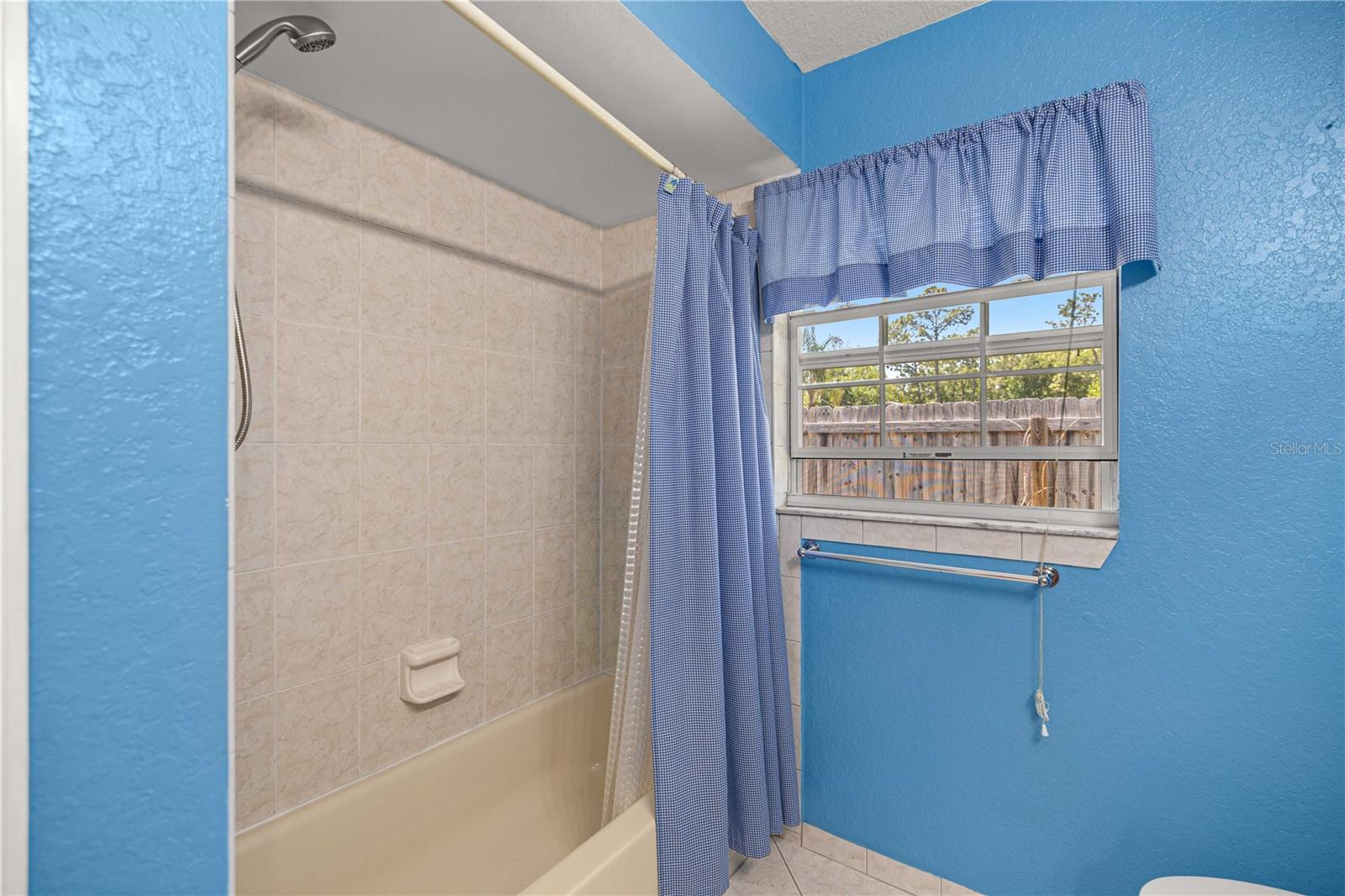 SILVER SPGS SHORES UN 08 - Residential