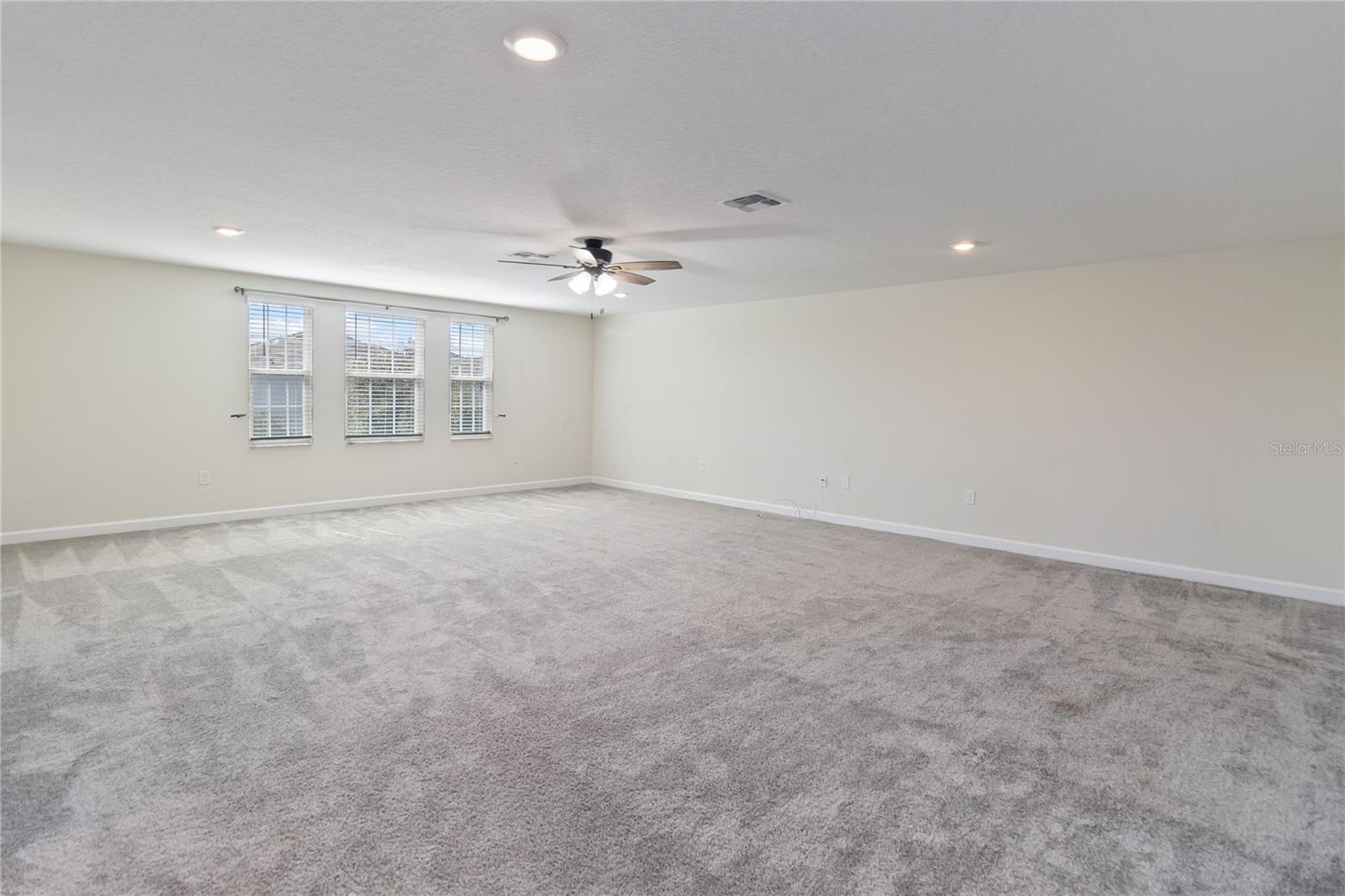 STOREY PARK - Residential Lease