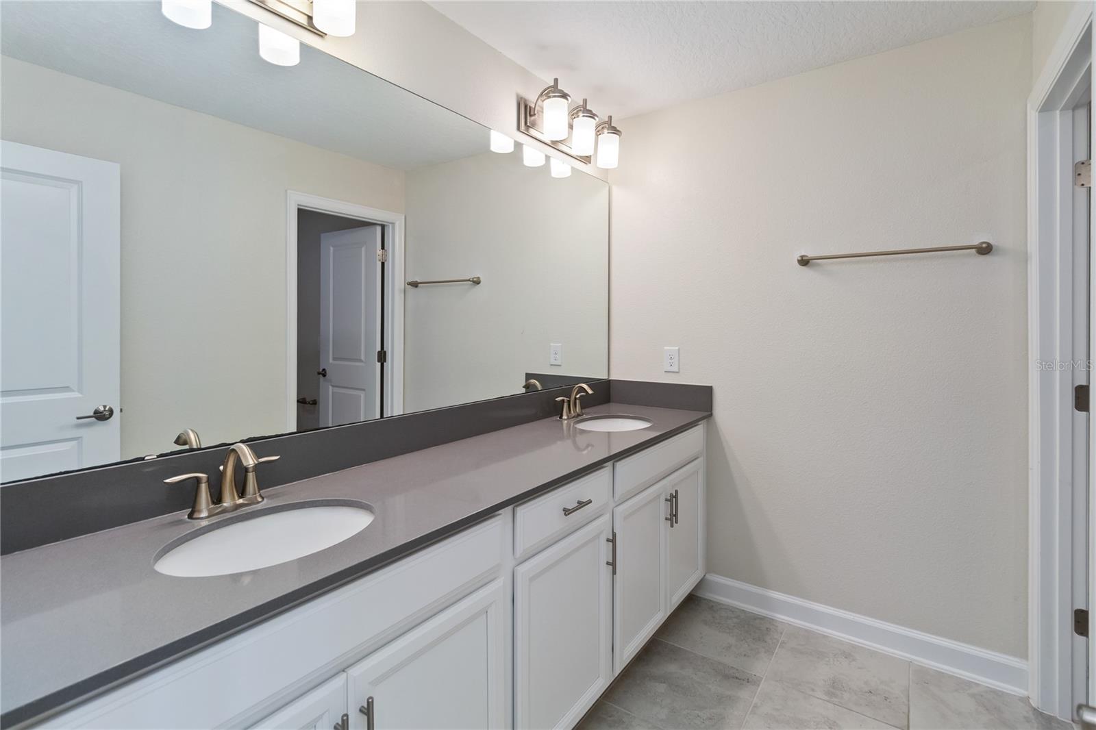 STOREY PARK - Residential Lease