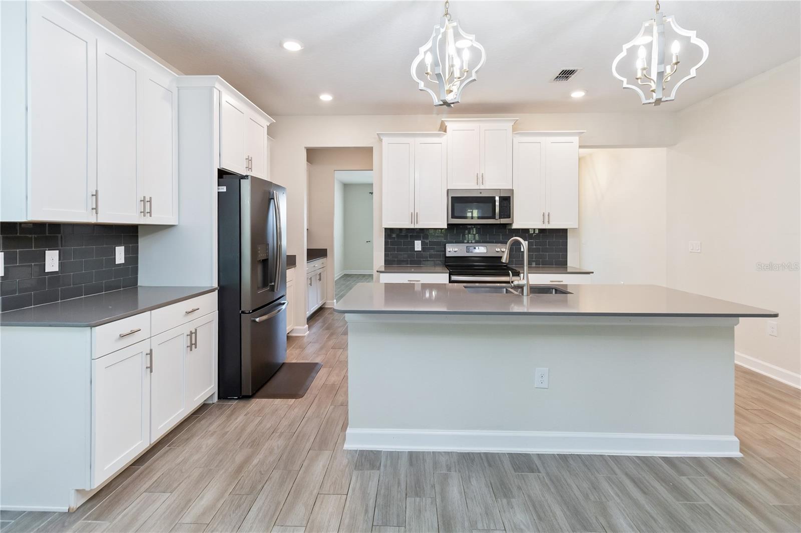 STOREY PARK - Residential Lease