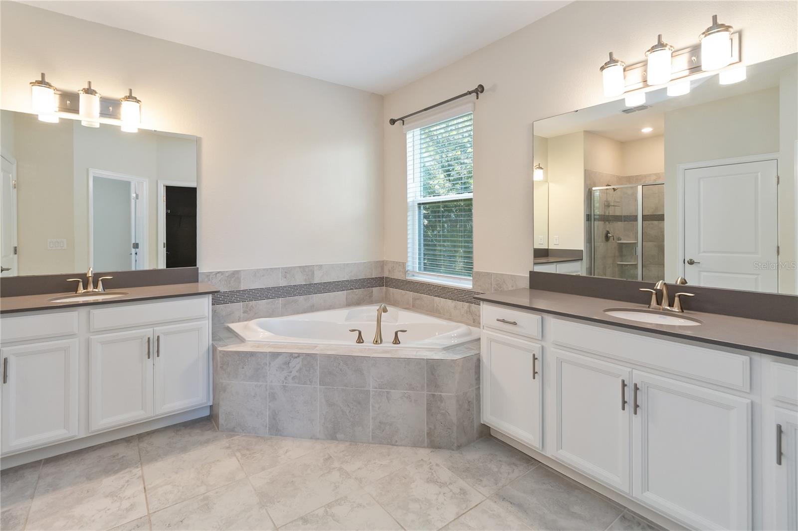 STOREY PARK - Residential Lease