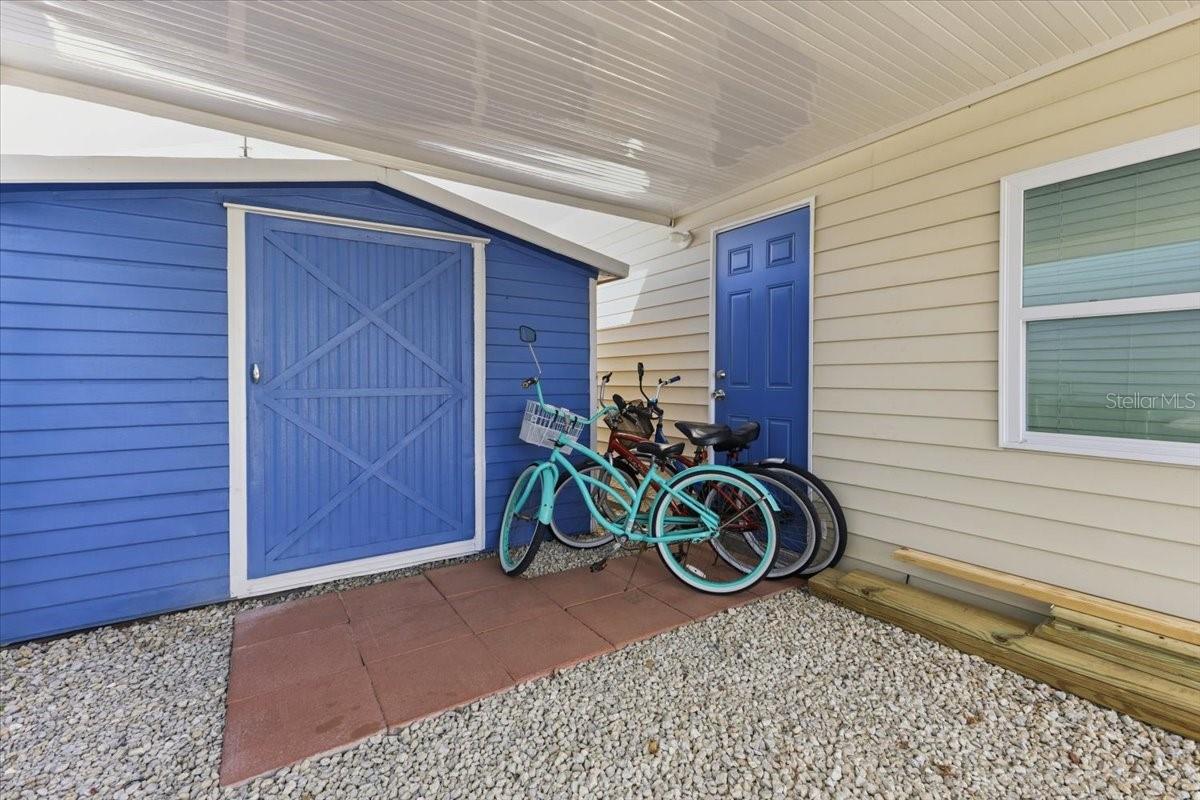 HOLIDAY TRAVEL PARK ENGLEWOOD - Residential