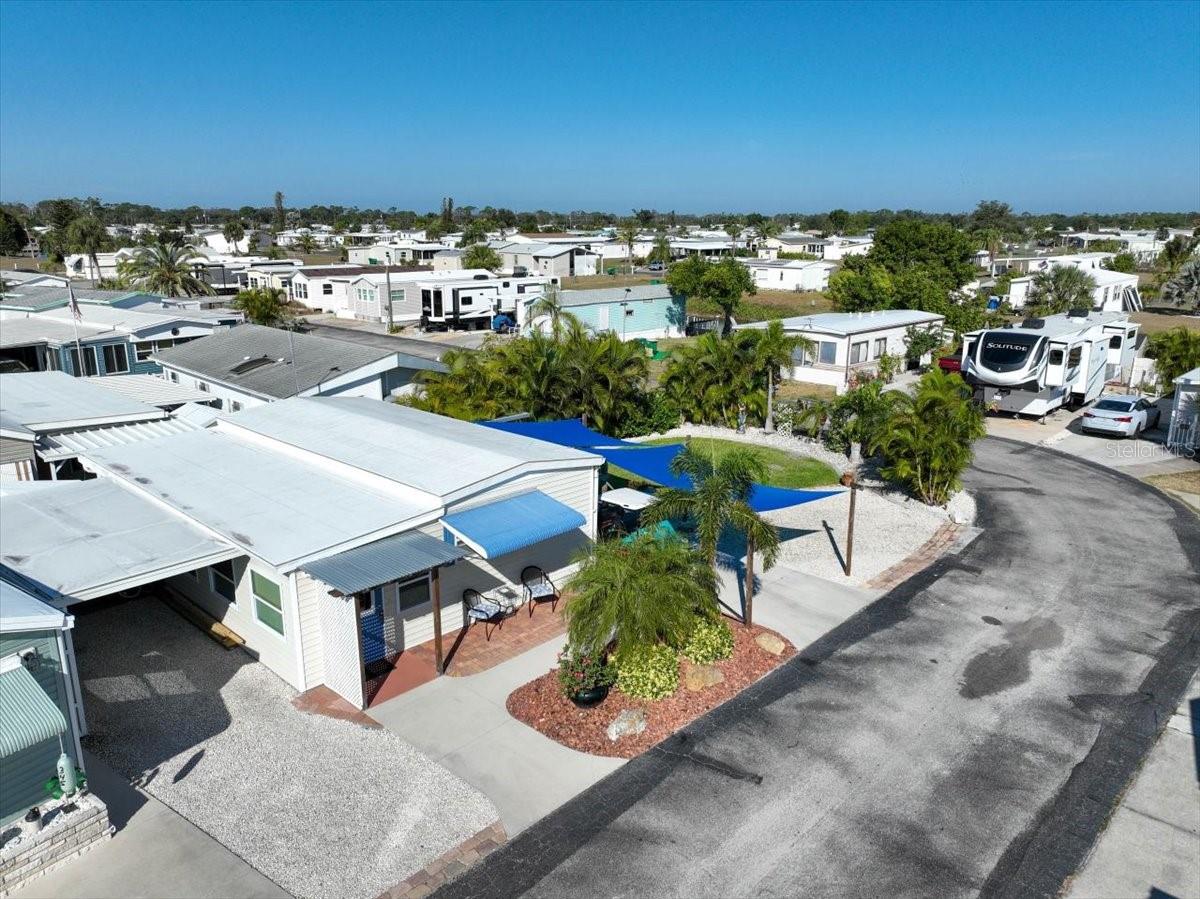 HOLIDAY TRAVEL PARK ENGLEWOOD - Residential