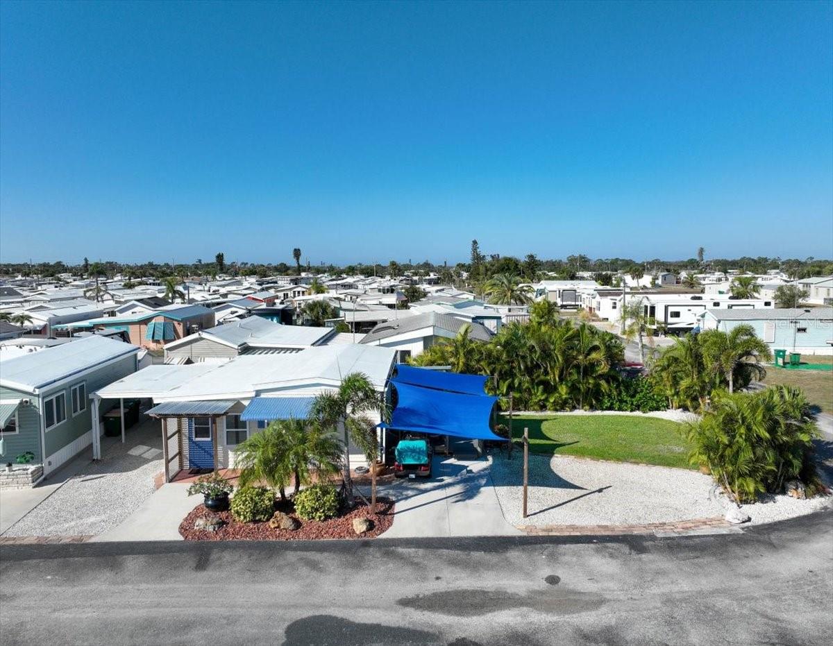 HOLIDAY TRAVEL PARK ENGLEWOOD - Residential