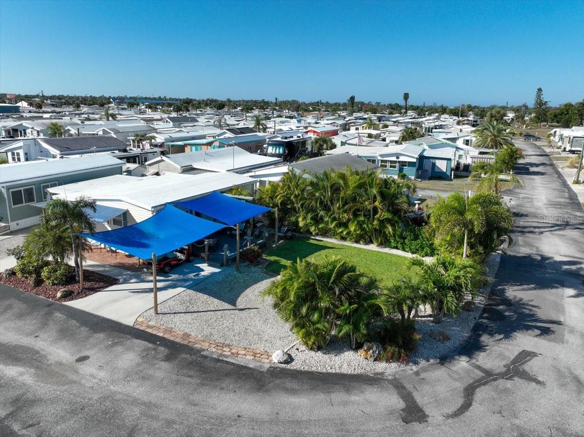 HOLIDAY TRAVEL PARK ENGLEWOOD - Residential