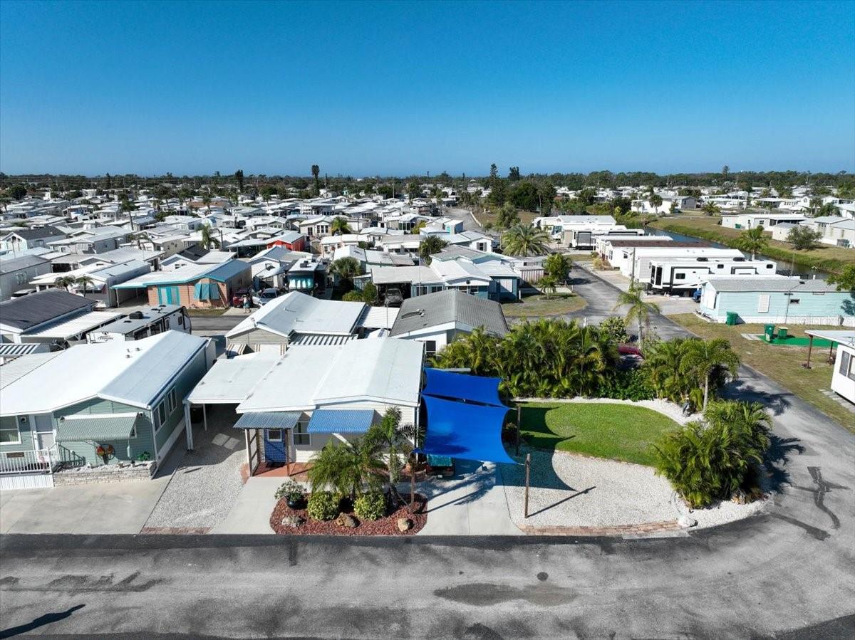 HOLIDAY TRAVEL PARK ENGLEWOOD - Residential