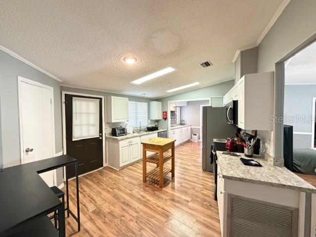 LADY LAKE ORANGE BLOSSOM GARDENS UNIT 06 - Residential Lease