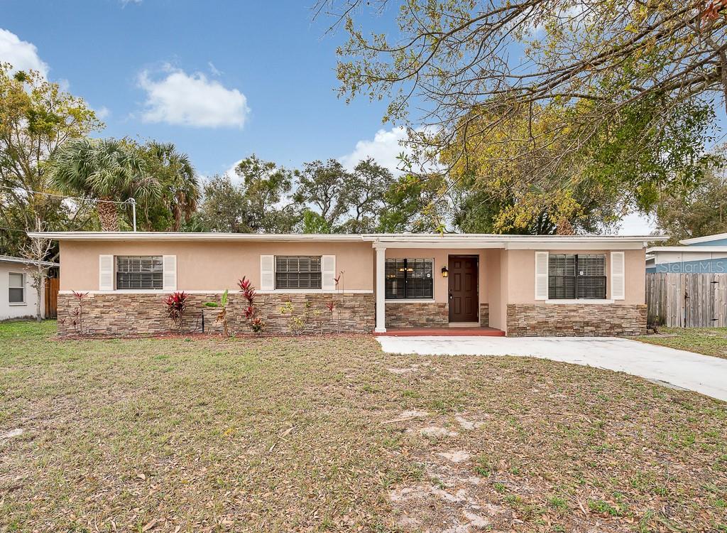 Beautiful South Tampa Home This stunning 3-bedroom, 2-bath pool home offers approximately 1,423 square feet of comfortable living space in a highly desirable South Tampa location. The open floor plan features a spacious living room and dining room combination, perfect for both relaxing and entertaining. Gorgeous wood laminate flooring flows throughout the home, complemented by ceramic tile in the bathrooms for a clean and modern look. The kitchen is a chefs dream with solid wood cabinets, granite countertops, and stainless-steel appliances, including a side-by-side refrigerator, range, dishwasher, and microwave. The master bedroom boasts two closets, including a walk-in, and an en-suite bath with a large walk-in shower and granite vanity. Additional features include washer/dryer hookups, window blinds, and ceiling fans throughout. Step outside to enjoy your private backyard oasis with a large screened lanai and sparkling poolpool service is included in the rent, making outdoor living even more enjoyable.
All residents are enrolled in the Resident Benefits Package which is an additional $49/month, payable with rent and includes utility concierge service making utility connection a breeze during your move-in, HVAC air filter delivered monthly (for applicable properties), our best-in-class resident rewards program, online maintenance portal, online rent payment portal, one late-fee waiver and much more!
All residents are enrolled in the Resident Benefits Package which is an additional $49/month, payable with rent and includes utility concierge service making utility connection a breeze during your move-in, HVAC air filter delivered monthly (for applicable properties), our best-in-class resident rewards program, online maintenance portal, online rent payment portal, one late-fee waiver and much more!