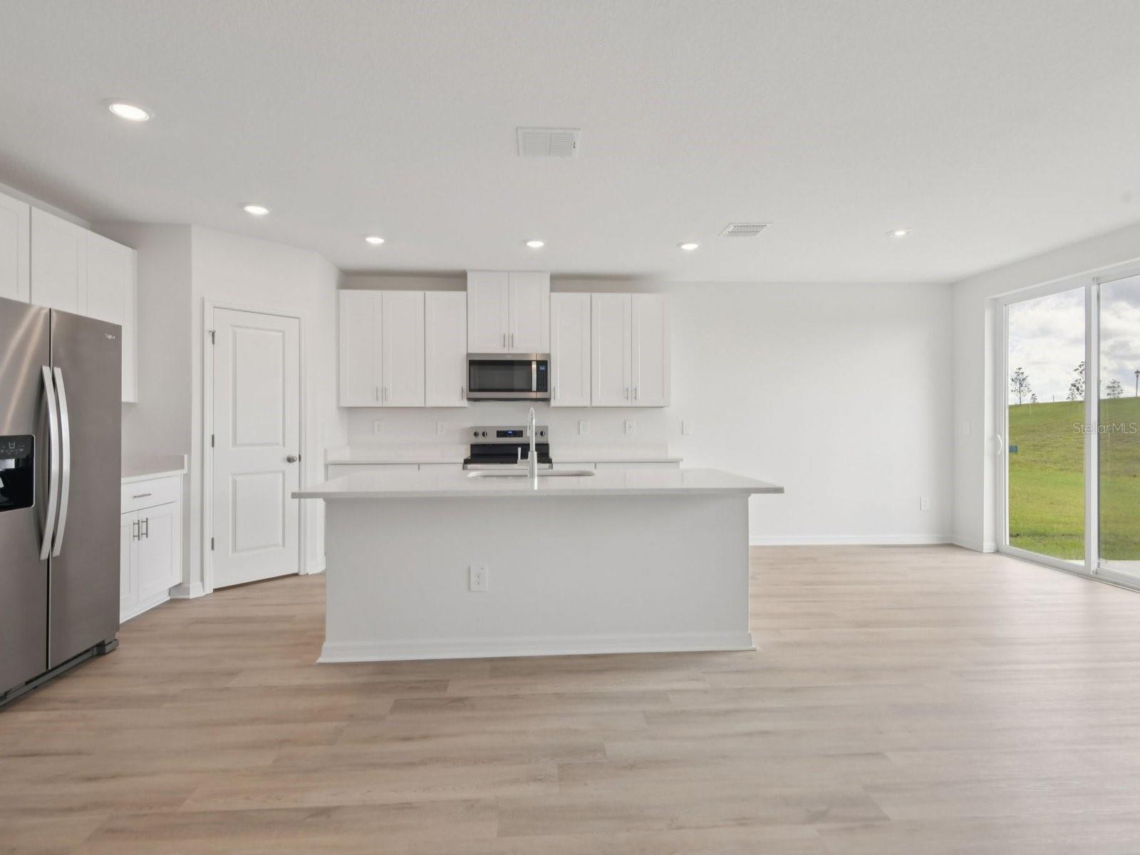 BENTON HILLS - Residential